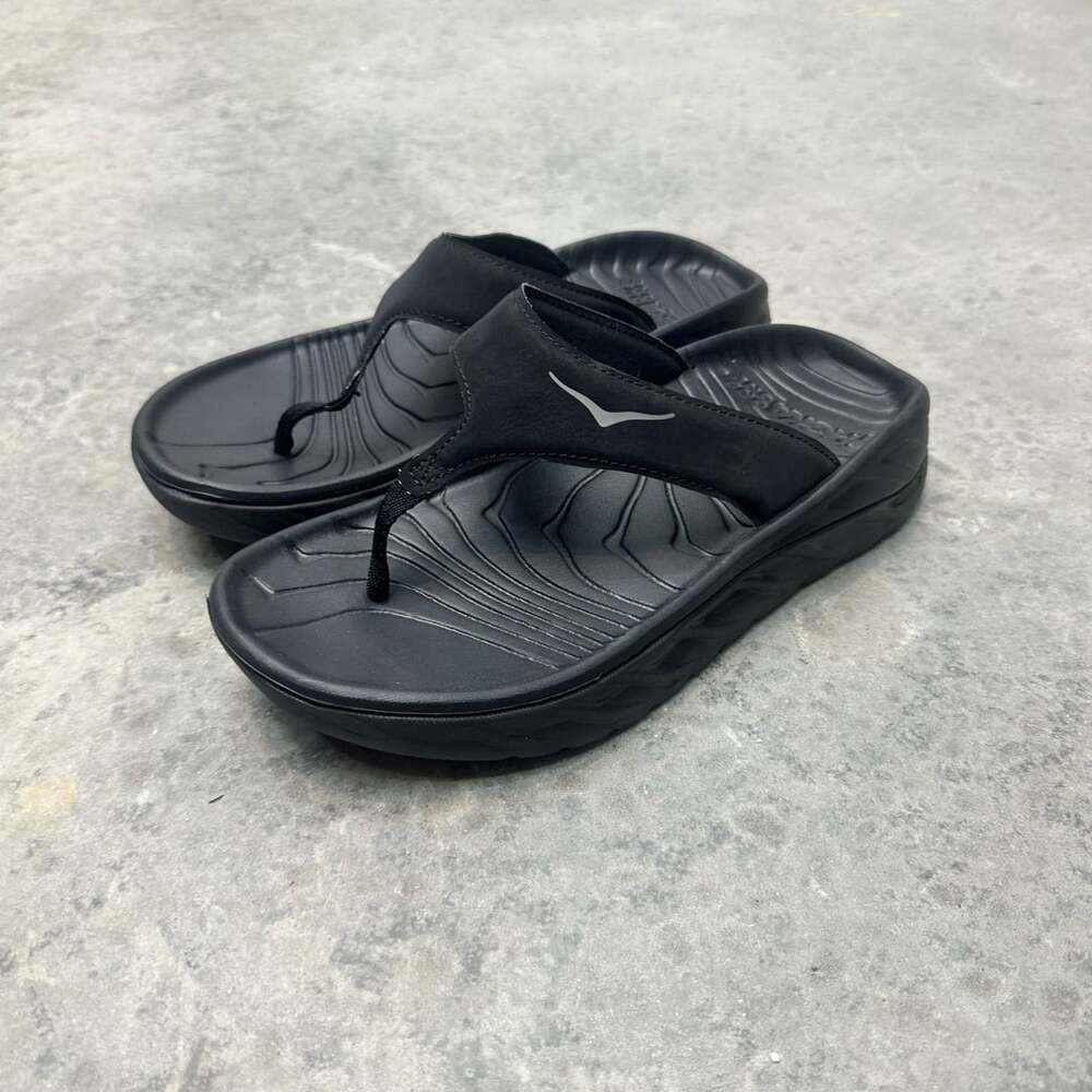 Women's HOKA Ora Recovery Flip Flops - Size 9